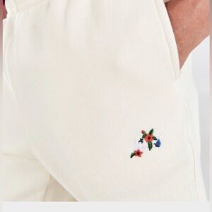 Nike Women’s Small Cream Floral Embroidered Swoosh Sweatpants Joggers